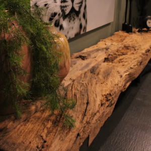 geleefd eikenhouten meubel