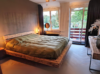 zwevend bed eikenhout modern