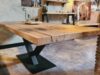 Tafel oud eiken met zwarte V poot