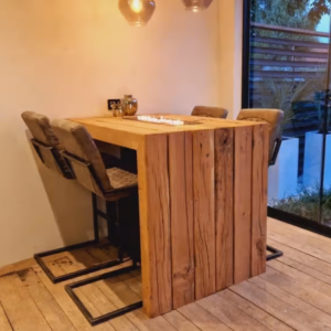 sfeervolle veranda met bartafel eikenhout