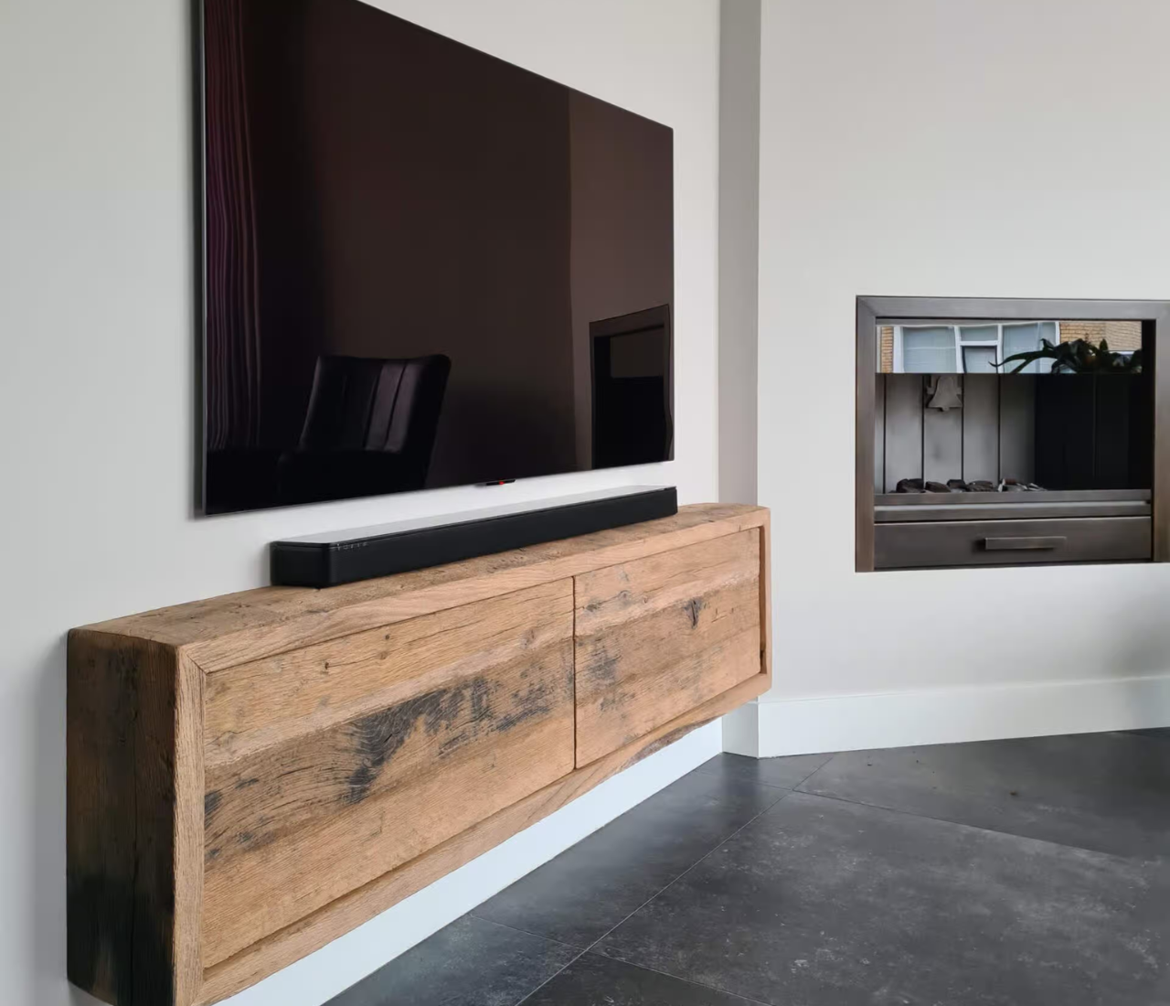Dun houten tv meubel