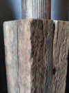 ruwe houten standbeeldhouder